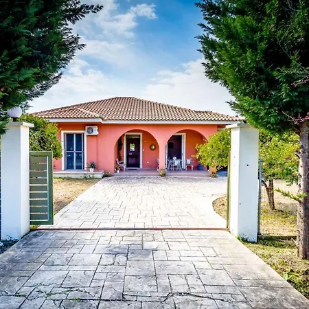 Maira's ηouse *